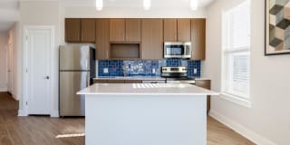 Woodmore Apartments Gallery 6