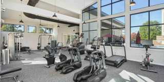 The NinetyNine Gallery 33