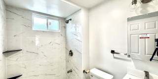 98 Safford St Gallery 24
