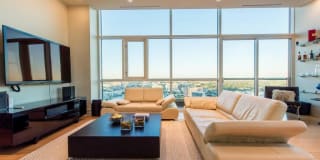 555 East 5th Street Gallery 1