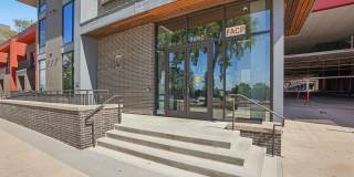 Ascent Gallery 32