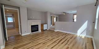 An Amazing NW Home! Over 3300 sq ft w/ pool & spa! Must see! Gallery 27