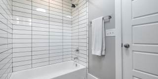 1921 Walthall Drive NW Gallery 24