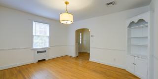 Charming & Spacious Colonial in N Cleveland Park w/Park-Like Rear Garden & Detached Garage Gallery 25