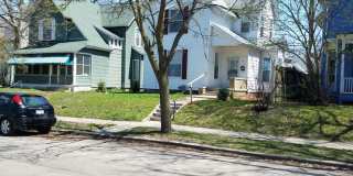 Downtown 2 Story Cottage Monthly Grand Rapids Rental Gallery 4