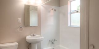 Green Lake Apartments Gallery 10