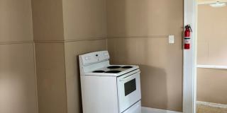 Charming 3-Bedroom Property in Prime Location Gallery 23