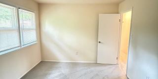 4515 KENWOOD Drive Gallery 15