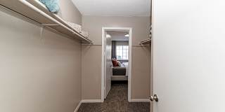 Hampton Creek Apartments Gallery 21