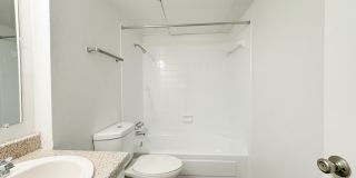 Memorial City Apartments Gallery 25