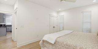 4052 Poets Trail Gallery 21