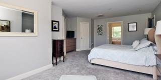 2107 CLARK Place Gallery 16