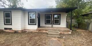 3 bedroom, 2 bath 3 bedroom, 2 bath Gallery 1