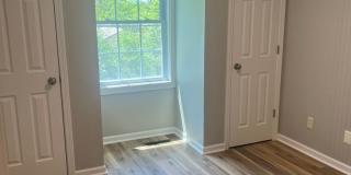 3 bed, 2 bath, 2 car garage Cape Cod style house in NW Knoxville 3 bed, 2 bath, 2 car garage Cape Cod style house in NW Knoxville Gallery 9
