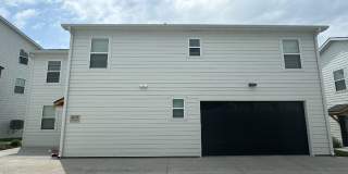 The Bungalows on the Lake - Block C Gallery 617