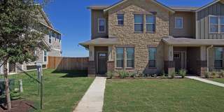 631 Westfield Boulevard Gallery 1