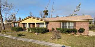 Spacious 3Bed/2Ba Brick Home Near Tyndall AFB! *1/2 Off Security Deposit for Active-Duty Miliary!* Gallery 1