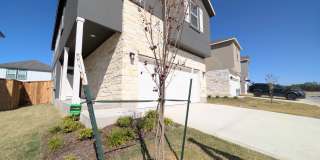 Beautiful 4 bedroom, 2.5 bathroom home in Kyle!!! Gallery 1