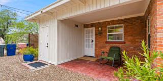 2542 East Seneca Street Gallery 39