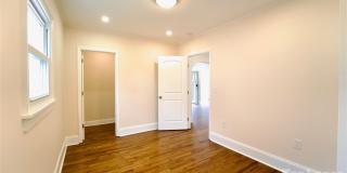 2128 Jackson Street Gallery 19