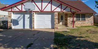 MORE SPACE. MORE CONVENIENCE. A GREAT CENTRAL MOORE LOCATION. Gallery 4
