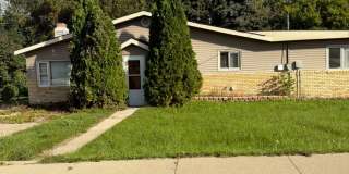 Charming Home in Prime Minot Location Gallery 1