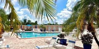 2271 NE 68th St Gallery 1