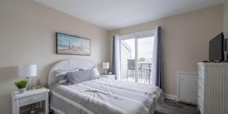 1713 Boulevard Gallery 10