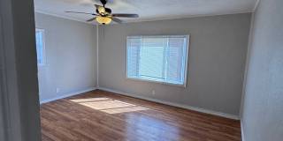 Just off 50th and I-27/ Newly Renovated-MOVE IN SPECIAL!! Gallery 7
