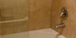 **Need more garage?** 3 Bed 2 Bath house Gallery 8