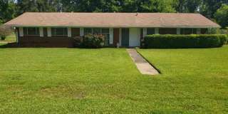 NICE HOME IN NORTH HIGHLANDS SUBDIVISION Gallery 1