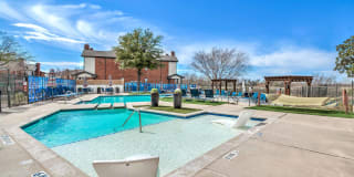 2803 Riverside Gallery 9