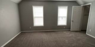 Spacious 2 Bedroom, 2 Bathroom Home for Rent – 712 E. 15th St., Davenport, IA 52803 Gallery 10