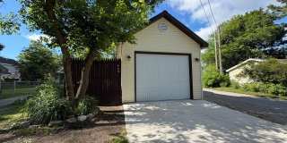 Charming 2 Bedroom Furnished Home on E. Front Street in TC Charming 2 Bedroom Furnished Home on E. Front Street in TC Gallery 26