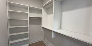 1100 West Grand Avenue Gallery 4