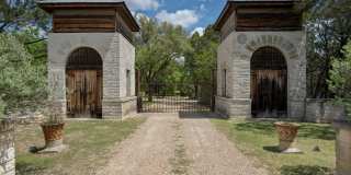 907 Crystal Creek Drive Gallery 1