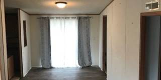Country Living Close to Town & close to Boone Lake Country Living Close to Town & close to Boone Lake Gallery 4