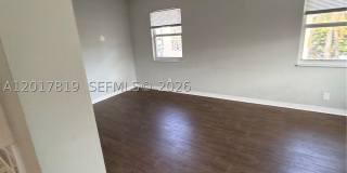 2591 NE 55TH CT Gallery 7