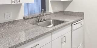 Oaks on Lincoln Gallery 6