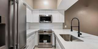 3207 W Loma Ln Gallery 12