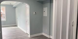 1324 ADAMS Street NE Gallery 13