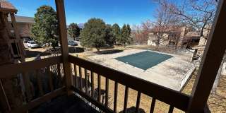 Quaint 1 Bedroom Condo in the Southwest part of Town with Garage Gallery 4