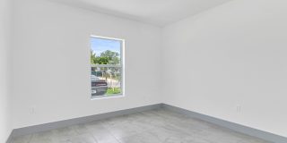 2360 Nw 14th St Gallery 15