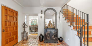 1643 Queens Rd Gallery 4