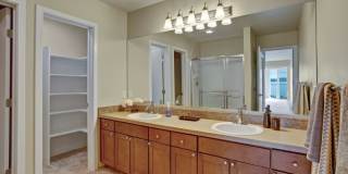 The Carillon Apartment Residences Gallery 77
