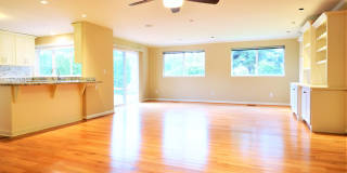 Must see!!! Updated Rambler on Glencoe Community Gallery 3