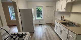 Newly Renovated 3-Bedroom Apartment in Adams Gallery 1