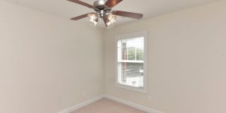 3BR 2.5BA Townhome in Pennington Square ~ Minutes to Fort Jackson, the VA hospital, USC Medical School, and I-77! Gallery 28