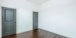 1810 Belcourt Gallery 31