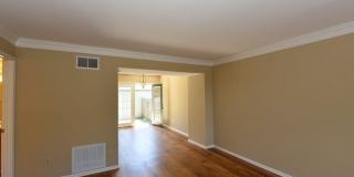 Pavilion Lakes Apartments Gallery 11